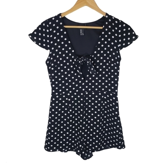 FOREVER 21 Polka Dot Short Sleeve Romper Size M - Picture 1 of 9